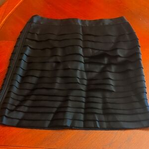 WHITE HOUSE BLACK MARKET Black Layered Straight Pencil Skirt  Size 10